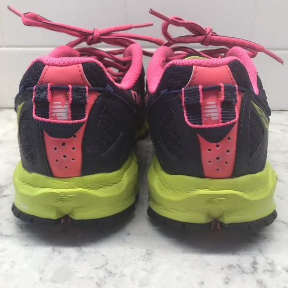 New Balance Sneakers - Picture 2 of 7